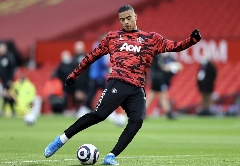 10 thống kê Spurs 1-3 M.U: 