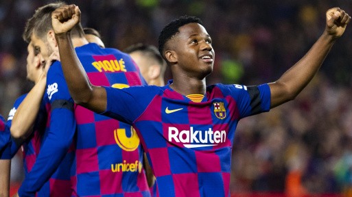 Ansu Fati set to be offered new long-term deal at Barcelona... with 16-year-old's release clause increasing to a whopping £88MILLION - Bóng Đá
