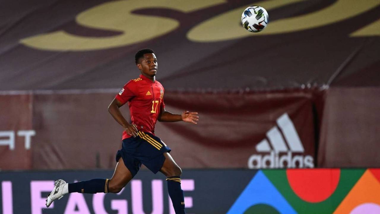 ¿Por qué Ansu Fati no brilló ante Suiza? - Bóng Đá