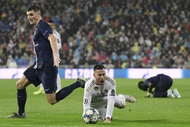 Nếu có một cầu thủ mà tôi thực sự không muốn làm bị thương, thì đó là Eden Hazard' - Bóng Đá