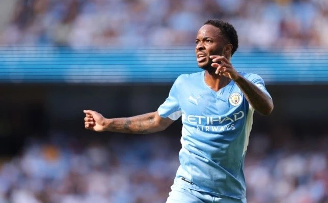 RIO FERDINAND URGES LIVERPOOL TO RE-SIGN RAHEEM STERLING - Bóng Đá