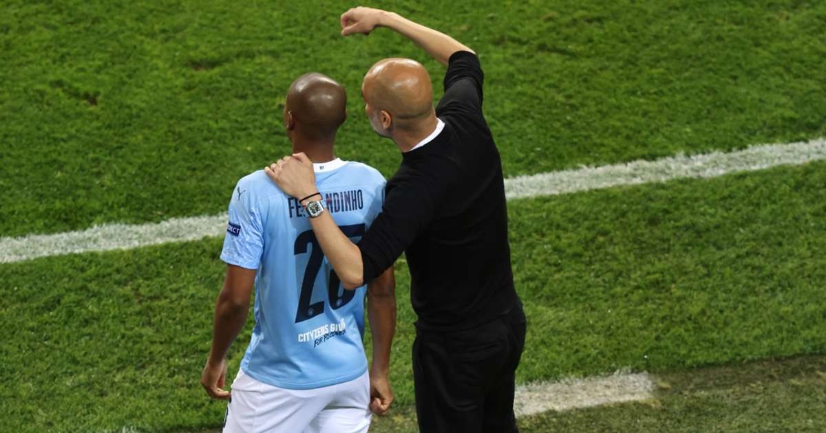 Pep Guardiola sai lầm khi nghĩ quá nhiều - Bóng Đá