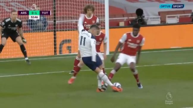 Lamela lập rabona siêu phẩm khiến đồng đội hốt hoảng và cái kết đắng - Bóng Đá