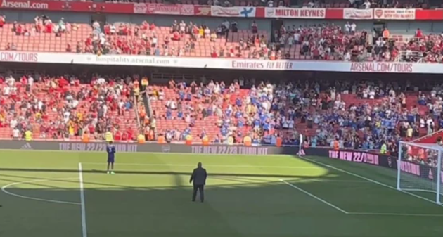 Thua Arsenal, 