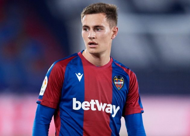 3 goals ahead of Suarez: Where Leo Messi stands on La Liga's top scorer and top assist-maker lists - Bóng Đá