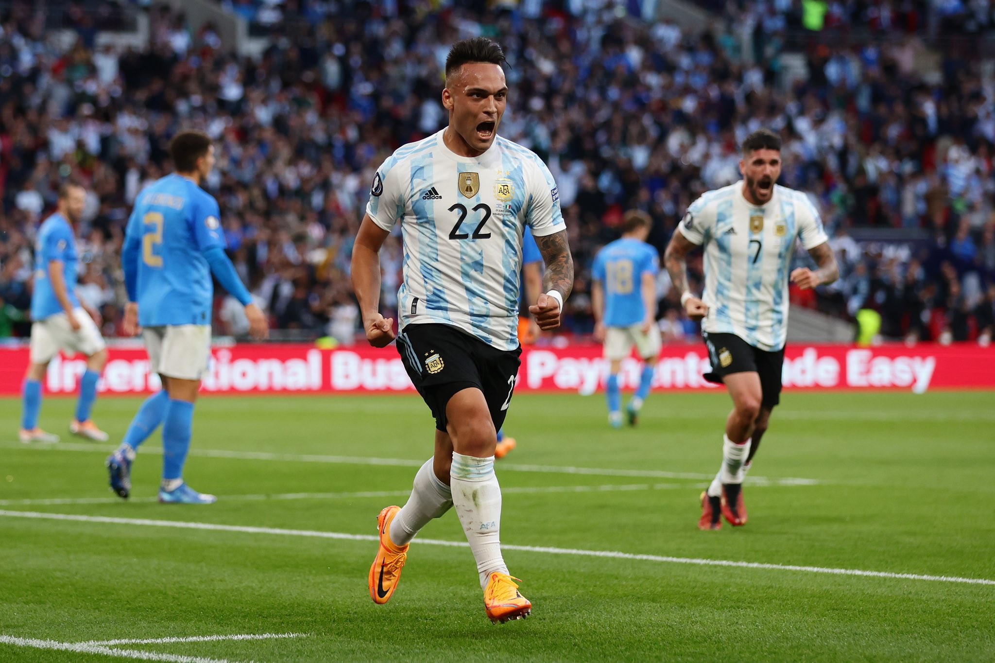 Tiền đạo hot bậc nhất châu Âu chốt tương lai - Bóng Đá