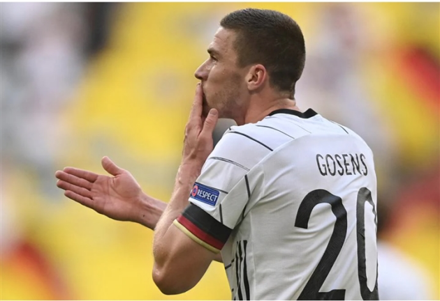 SERIE A EXPERT CONOR CLANCY URGES CHELSEA TO JOIN RACE FOR ROBIN GOSENS - Bóng Đá