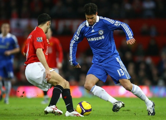 ‘Give him nightmares!’ Ryan Giggs reveals Sir Alex Ferguson told him to expose Chelsea hero Michael Ballack    - Bóng Đá