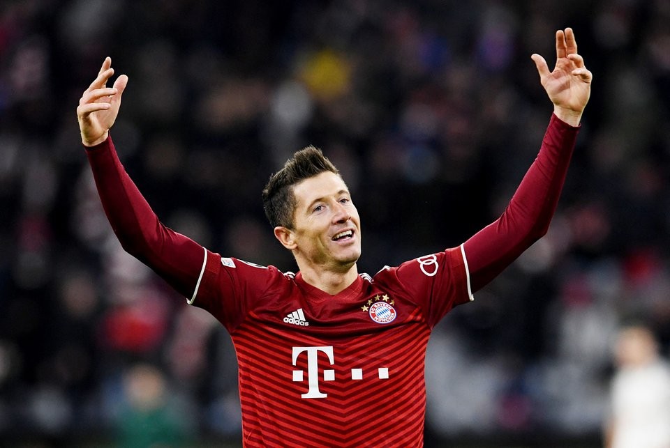 Lewandowski lập hattrick trong 11 phút, Bayern thắng hủy diệt 7-1 - Bóng Đá