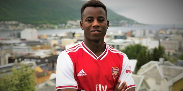 Arsenal looking to loan out George Lewis next season - Bóng Đá