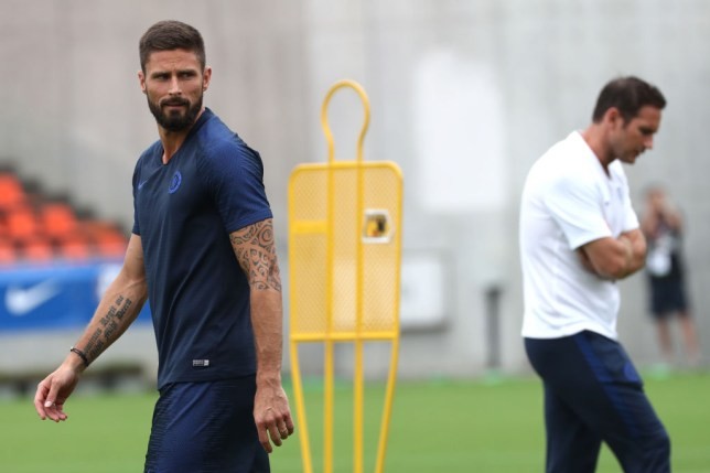 Olivier Giroud ‘does not accept’ Frank Lampard leaving him out of the Chelsea team for Tammy Abraham    - Bóng Đá