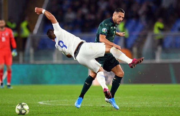 Ra mắt áo đấu xanh lá, Italia chính thức giành vé đến VCK EURO 2020 - Bóng Đá