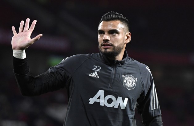 Former Man United goalkeeeper Sergio Romero is set to join Granada - Bóng Đá
