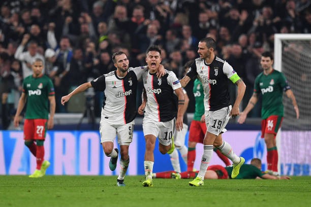 Cú đúp cuối trận, Dybala ngoạn mục 'giải cứu' Juve - Bóng Đá