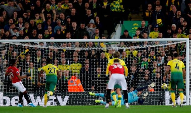 Trước Tim Krul, những thủ môn nào từng đẩy 2 quả pen ở một trận Premier League? - Bóng Đá