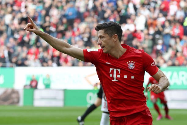 Thủng lưới phút bù giờ, Bayern đánh mất cơ hội lên ngôi đầu bảng - Bóng Đá
