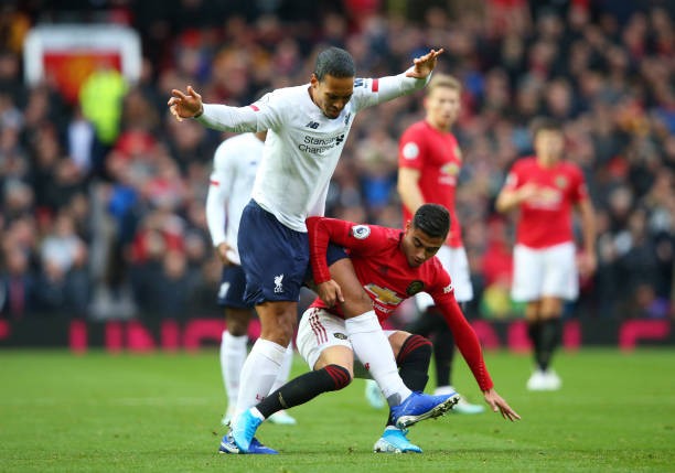 Cận cảnh hai tình huống Rashford hạ 'đo ván' cặp trung vệ Liverpool - Bóng Đá