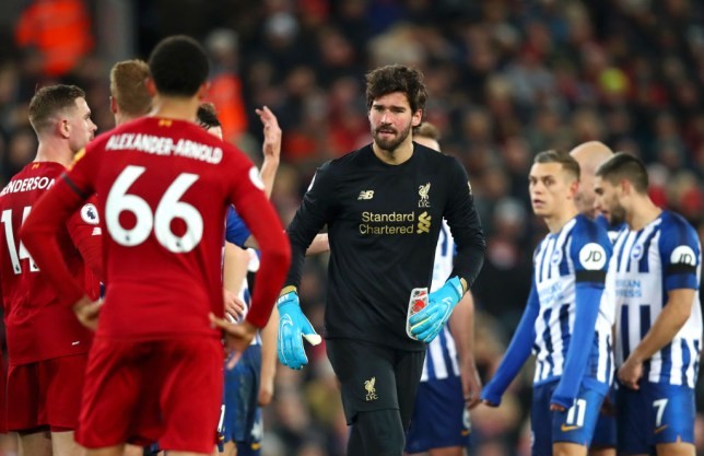 Liverpool star Virgil van Dijk reveals who was to blame for Alisson Becker red card vs Brighton  - Bóng Đá