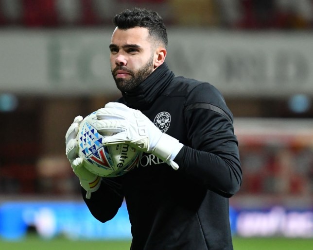 David Raya to push for Arsenal transfer as Emiliano Martinez nears exit - Bóng Đá