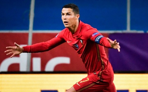 Dejan Kulusevski tuyên chiến với Ronaldo - Bóng Đá
