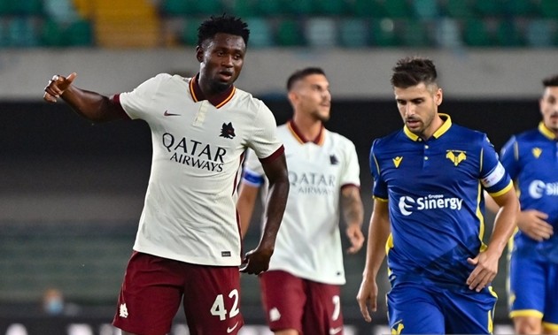 SỐC! Mắc sai lầm khó tin, AS Roma bị xử thua 0-3 - Bóng Đá