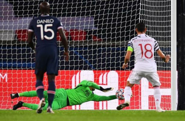 Man United fans thrilled with quality David de Gea display vs PSG - Bóng Đá
