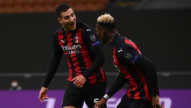 Dalot tỏa sáng: MU mừng, Milan lo - Bóng Đá