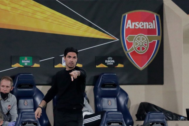 Martin Keown feared for Mikel Arteta during Arsenal’s Europa League defeat to Villarreal - Bóng Đá