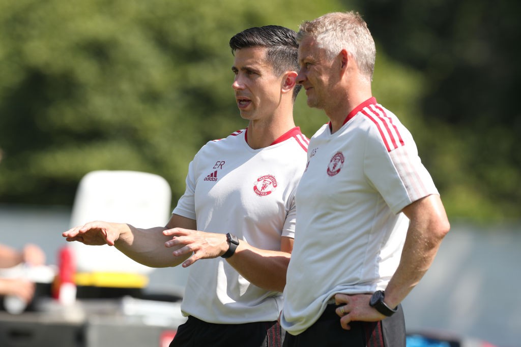 Sai lầm của Solskjaer được Ten Hag trao cơ hội thứ 2 ở M.U - Bóng Đá