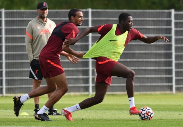 Konate can be perfect partner for Van Dijk - Bóng Đá