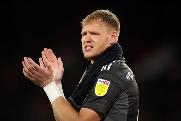 Some Arsenal fans fear club 'will be relegated' if they sign target who wants to join (Ramsdale) - Bóng Đá