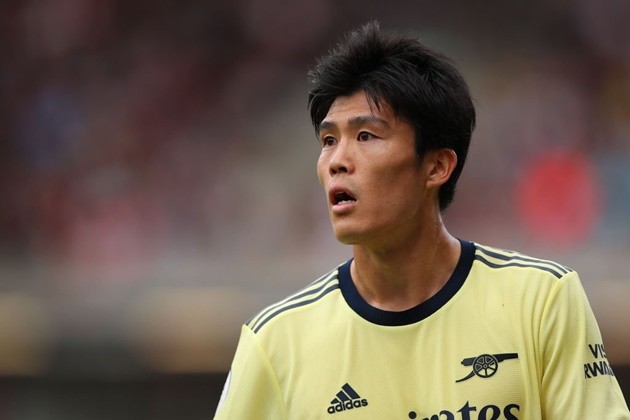 SPURS FANS LAUD £20M ARSENAL SIGNING WHO’S ‘MILES BETTER’ THAN THEIR BUY (Tomiyasu) - Bóng Đá