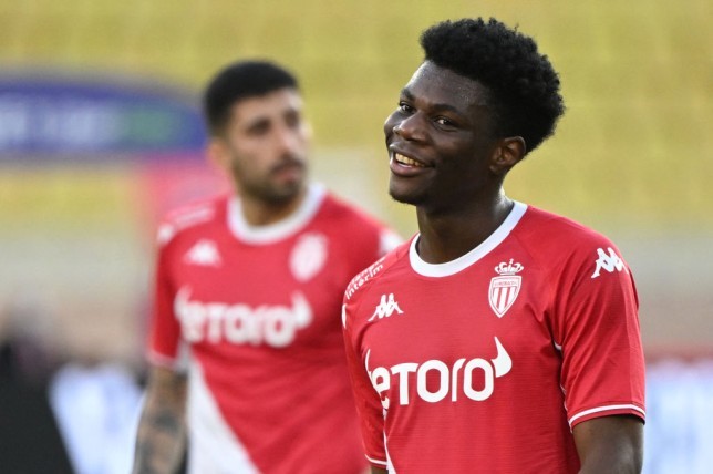 Manchester United and Chelsea in discussions for Monaco star Aurelien Tchouameni - Bóng Đá