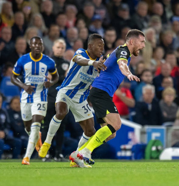 'Quái thú' của Conte cày nát tuyến giữa của Brighton  - Bóng Đá