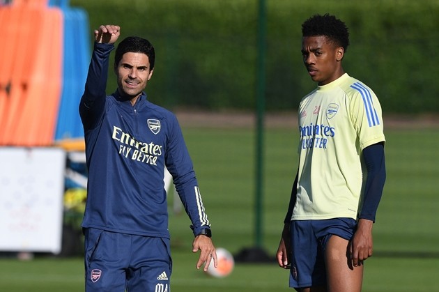 Mikel Arteta has heaped praise on young midfielder Joe Willock - Bóng Đá