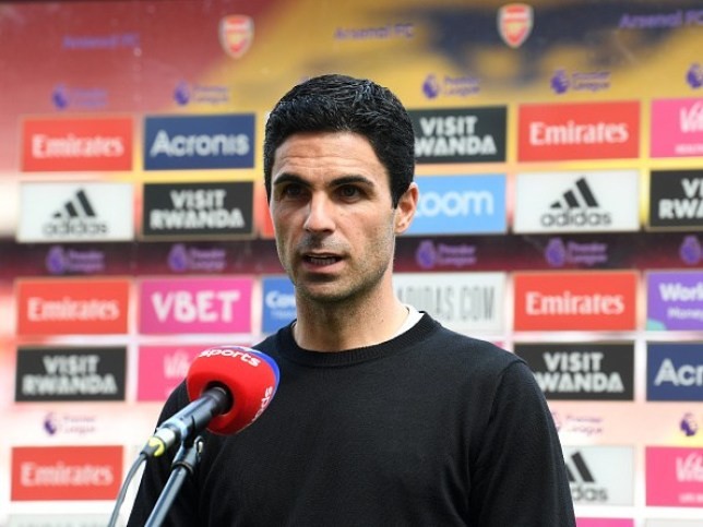 Ray Parlour urges Mikel Arteta to sell Alexandre Lacazette to fund further Arsenal signings - Bóng Đá