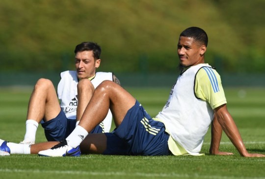 Mikel Arteta makes U-turn over William Saliba loan with Frenchman set to stay at Arsenal  - Bóng Đá