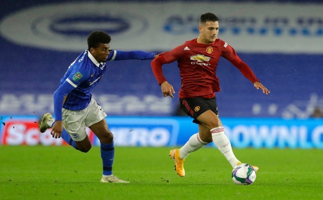 Man United fans react to Dalot's performance  - Bóng Đá