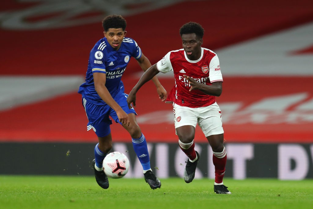 ‘Play him anywhere’: Arsenal fans rave about Bukayo Saka following Molde performance - Bóng Đá