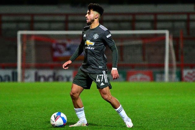 Can Arnau Puigmal develop as Juan Mata's replacement? - Bóng Đá