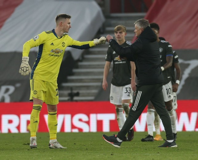 Dean Henderson holds crunch talks with Solskjaer after Man Utd boss makes U-turn - Bóng Đá