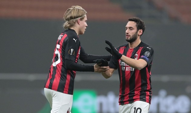 Hakan Calhanoglu nói về Jens Petter Hauge - Bóng Đá