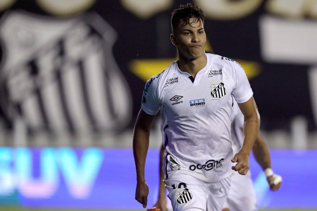 REPORT: KAIO JORGE HAS AGREEMENT TO LEAVE SANTOS THIS SUMMER AS EDU PLOTS ARSENAL MOVE - Bóng Đá