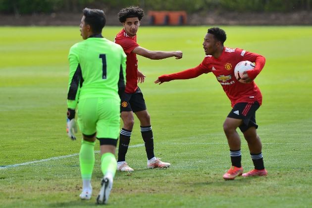 Dillon Hoogewerf has 5 goals and 6 assists in his last seven under-18 games - Bóng Đá