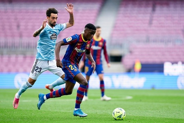 Barcelona fans react as Arsenal and Liverpool reportedly in talks for their £12.75m-rated teenager - Bóng Đá