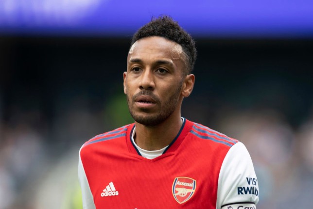 Pierre-Emerick Aubameyang and Alexandre Lacazette to miss Brenford clash - Bóng Đá