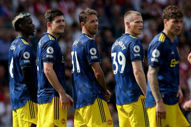 Có một tiền vệ phòng ngự tạo nhiều cơ hội bằng cả tuyến giữa Man Utd - Bóng Đá