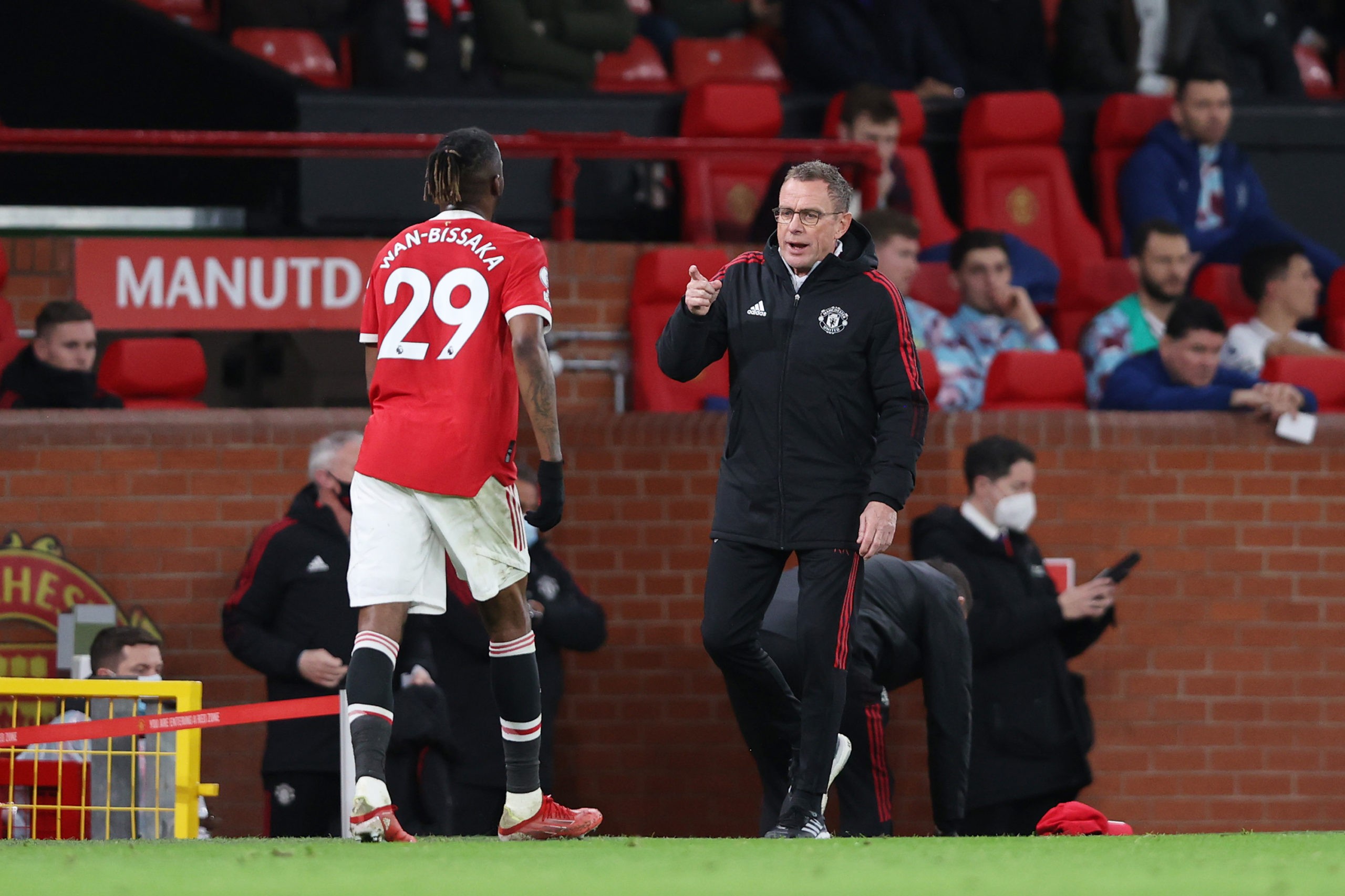 4 cầu thủ Man Utd tệ nhất trong thất bại trước Wolves - Bóng Đá