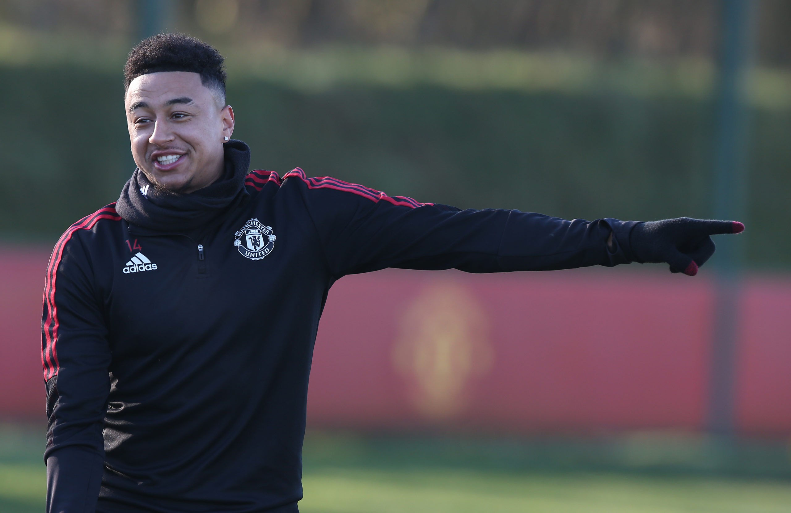 Man Utd khôn ngoan nếu giải thoát thương vụ 12 triệu khỏi OTF - Bóng Đá