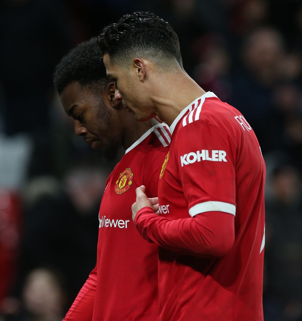 Phản ứng của Ronaldo với Elanga - Bóng Đá